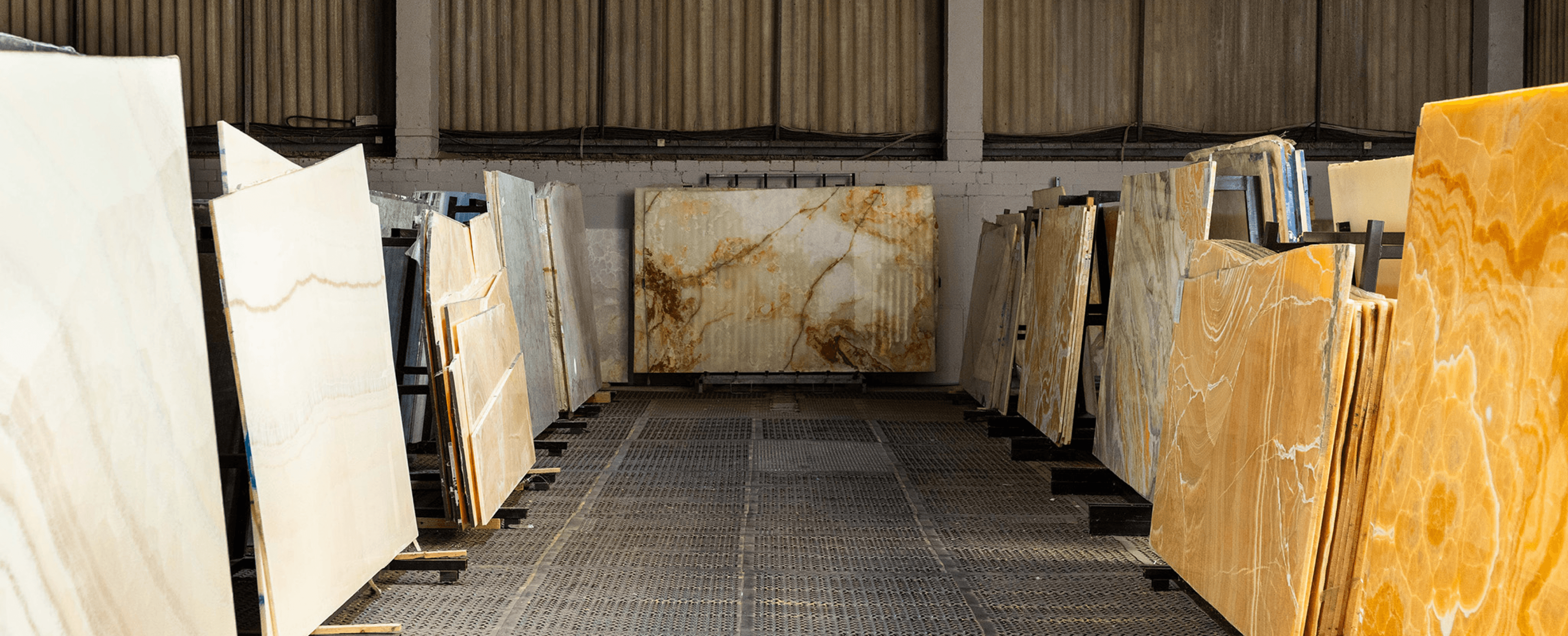 Marble and Onyx Stone Slabs - Uniiqo Berlin Warehouse