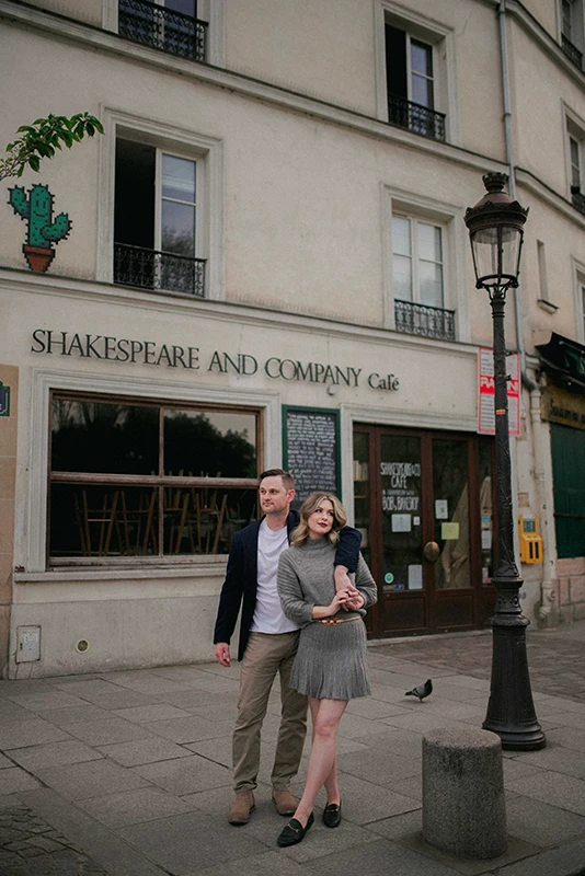 Paris Photographer - LeParisPro. Weddings, engagements, proposals, lifestyle and fashion photoshoots.