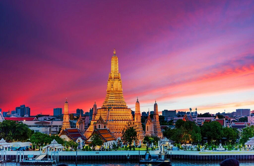 Wat Arun temple at sunset.