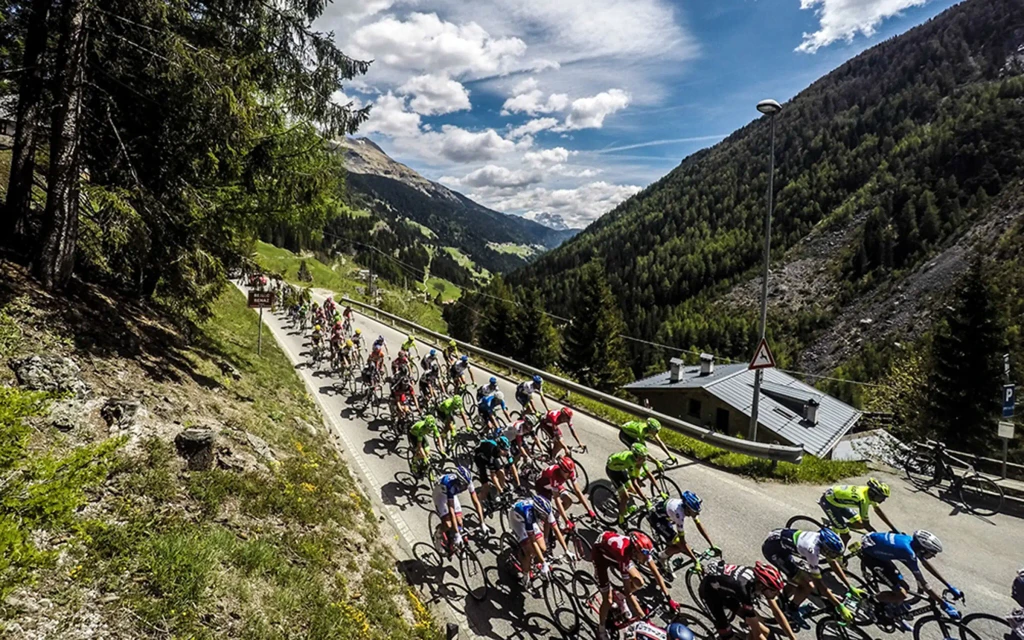 Giro d'Italia 2026 - etappe 7 | Expa Travel