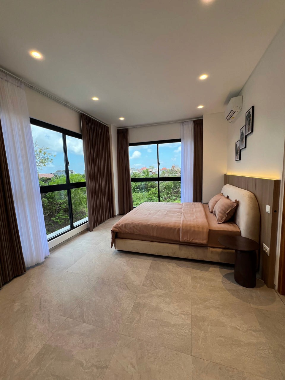 3-bedroom hilltop villa with panoramic ocean views in Jimbaran, Bukit