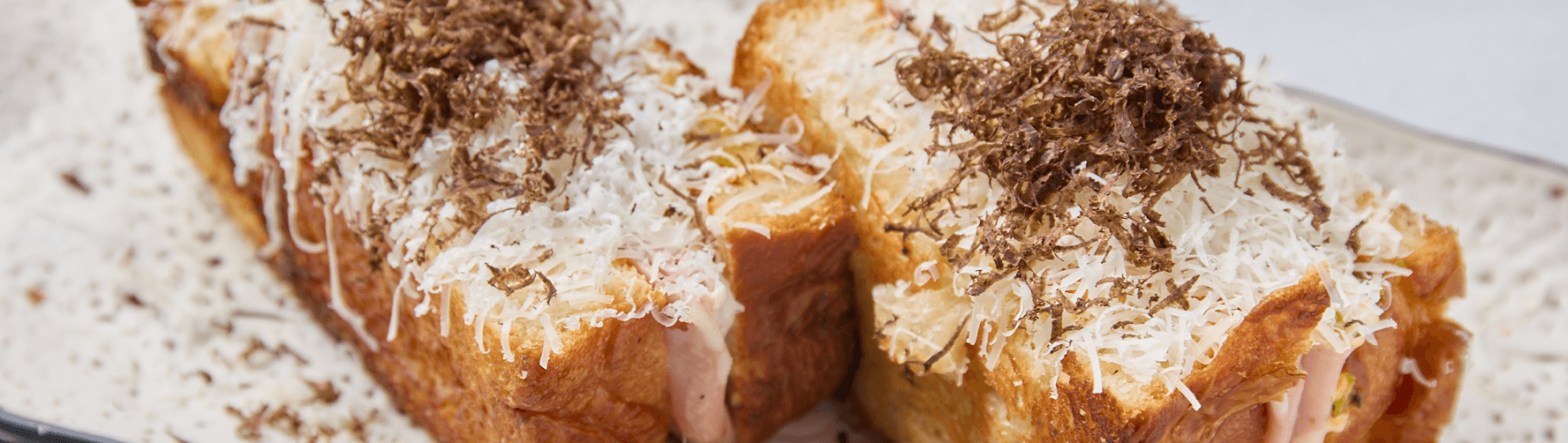 Brioche relleno de rabas 