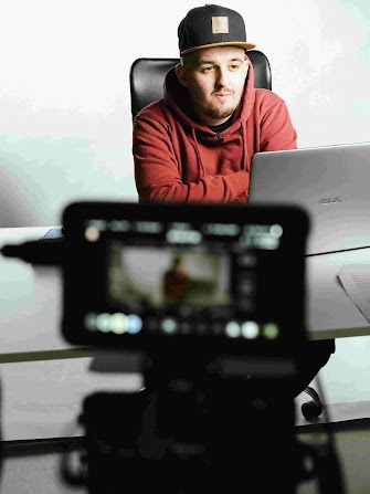 Portrait of portfolio creator – back view