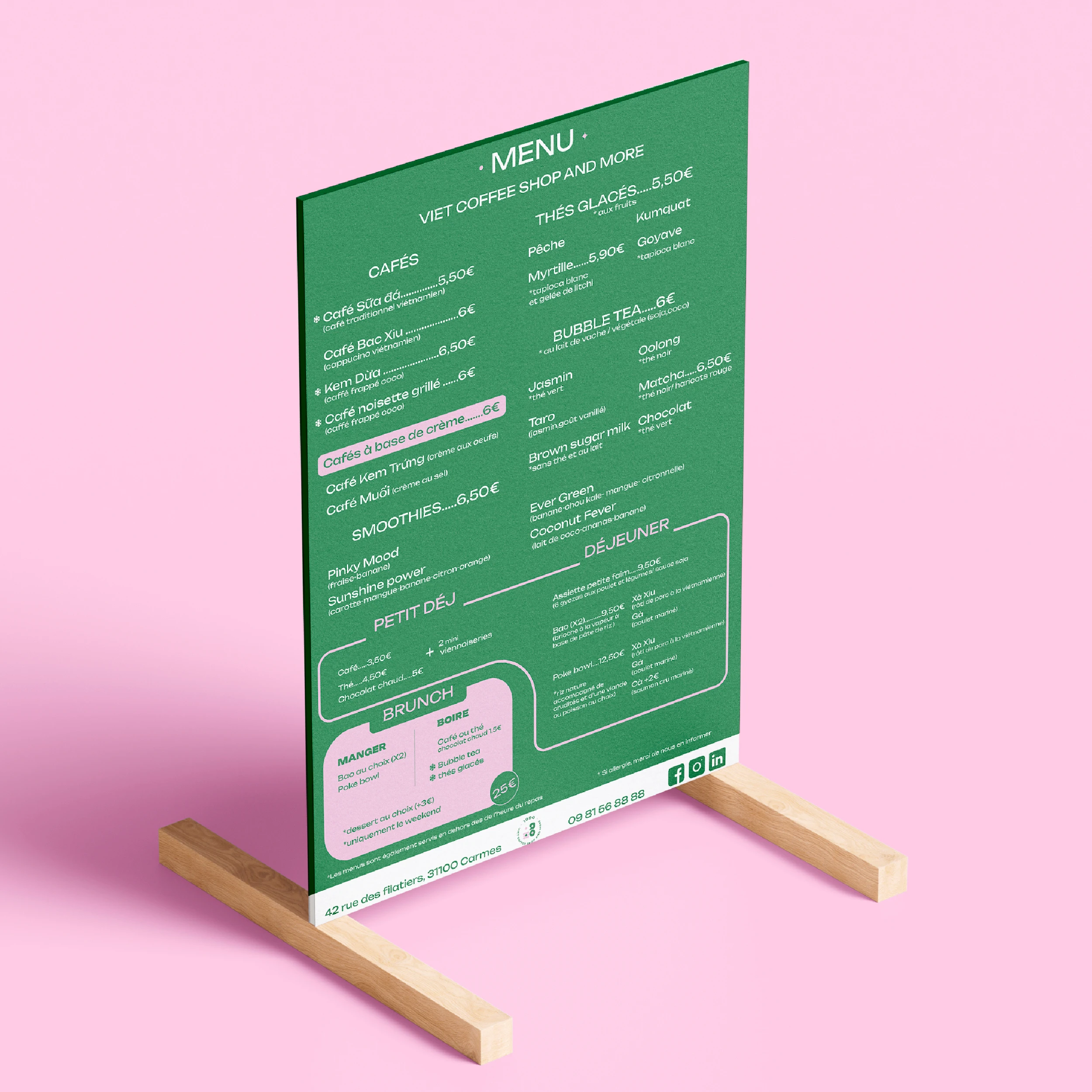 fond rose avec un mockup de menu vertical vert et rose 