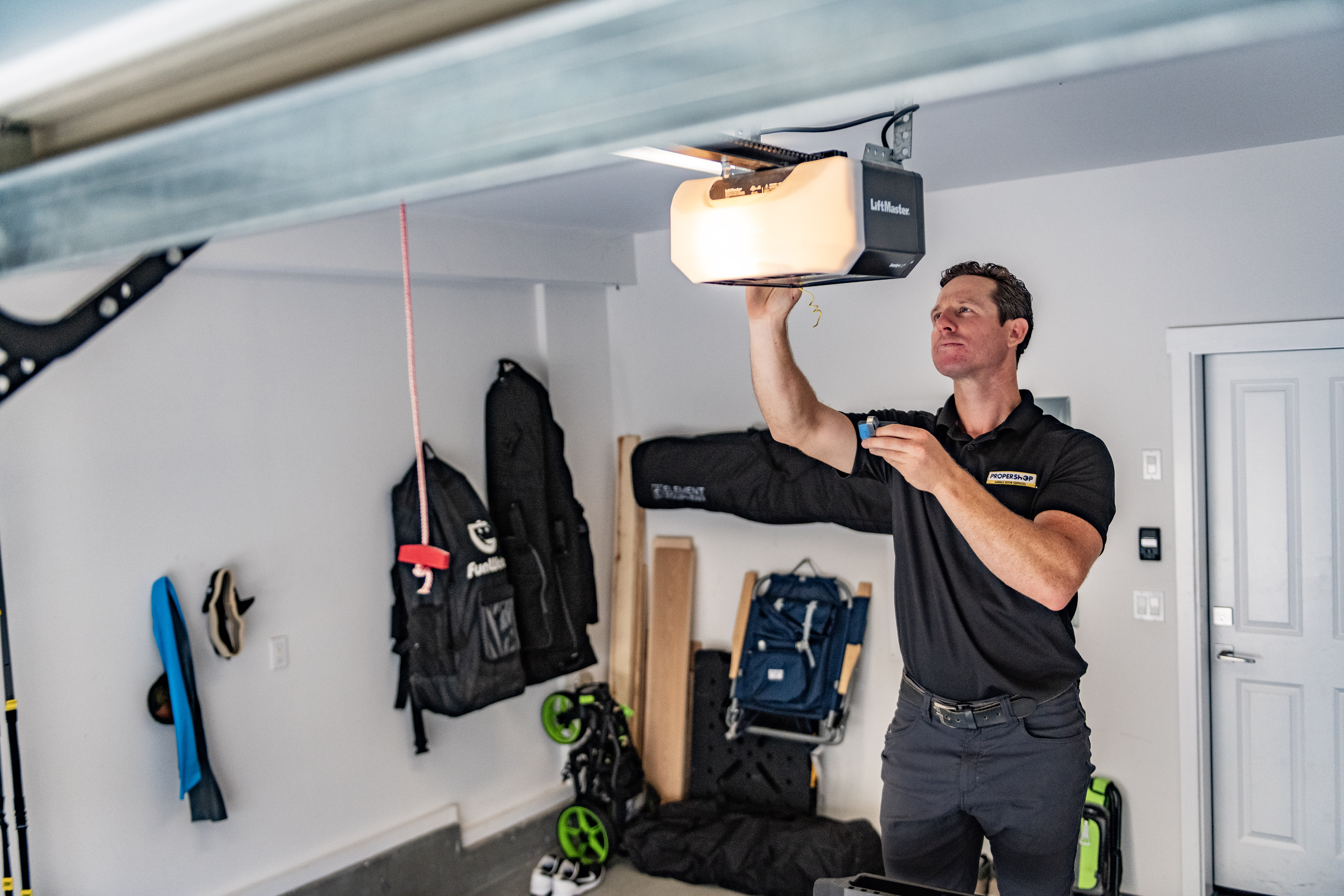 Garage door company in Frisco, TX