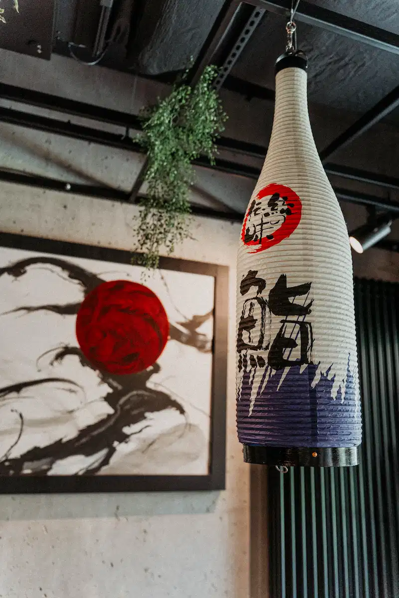 Lampion chochin w Mugi Izakaya w Warszawie