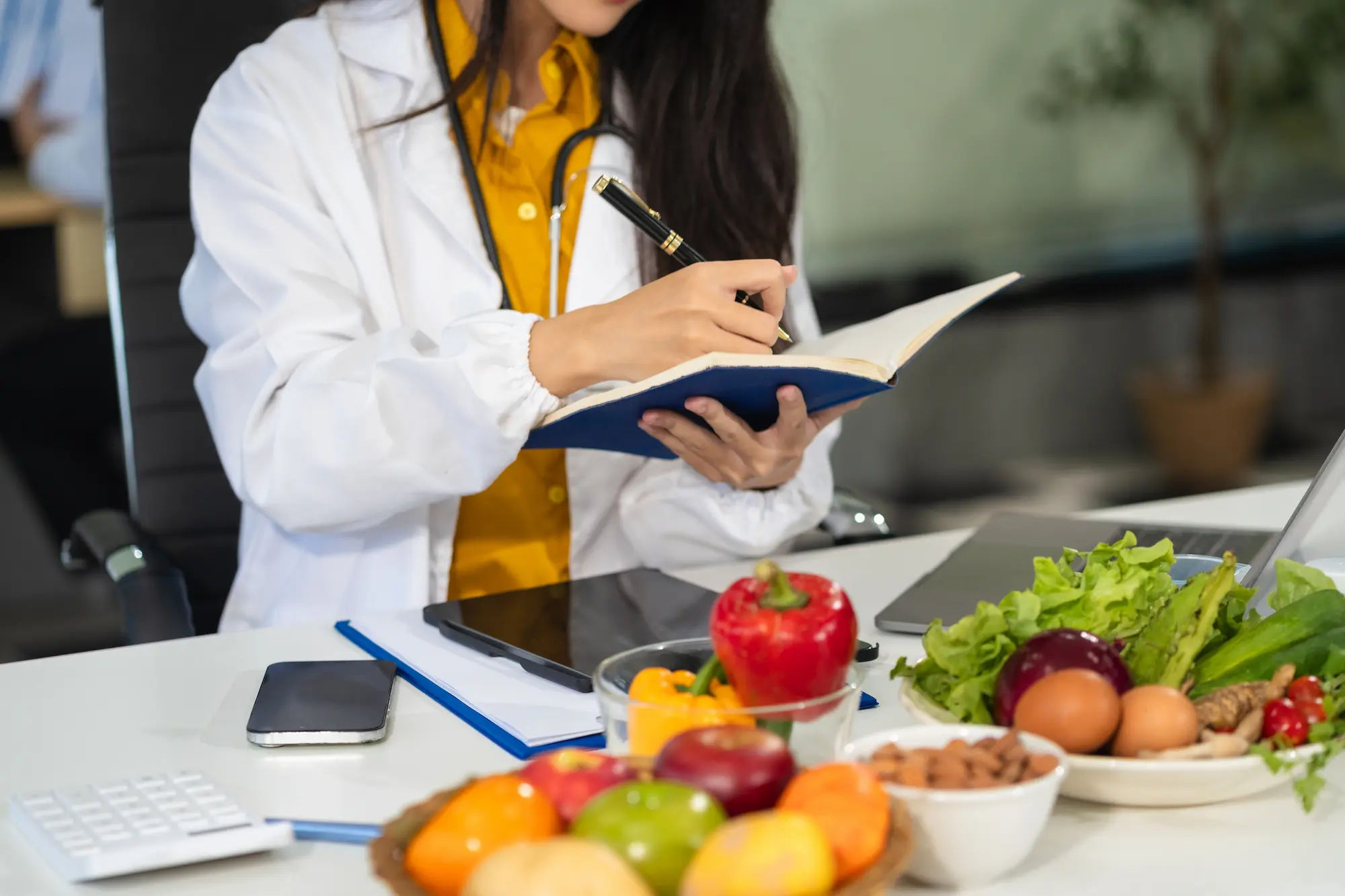 Máster en Nutrición, Dietética y Salud: salidas profesionales, sueldos y cómo formarte en 2026