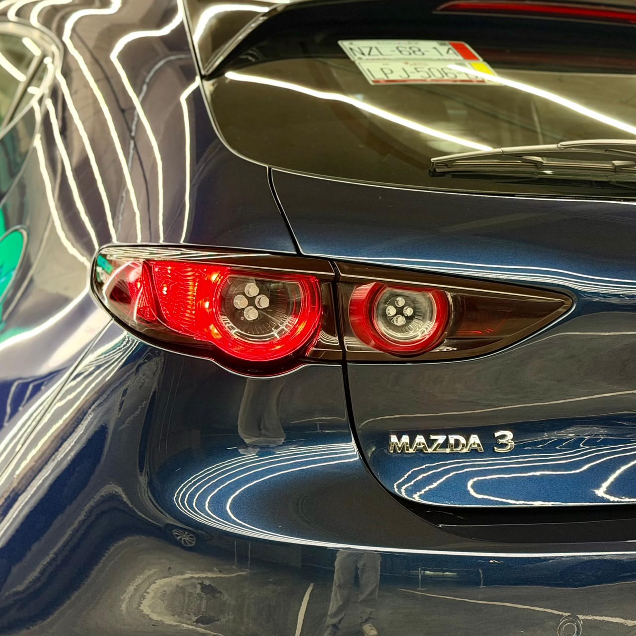 Mazda E Hatchback i Sport 2021 