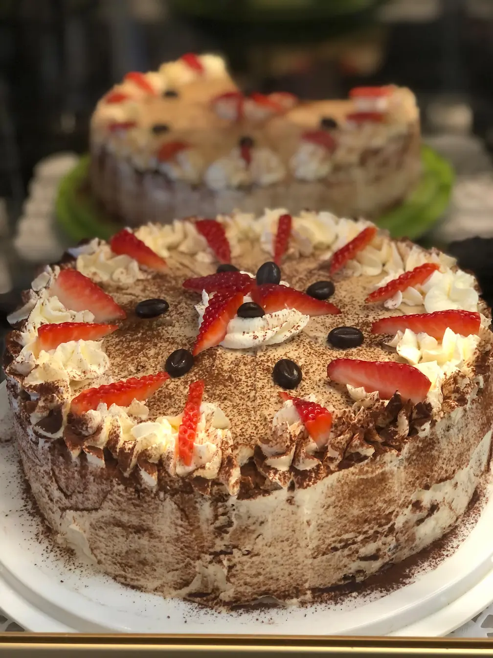 Kuchen in einer Vitrine