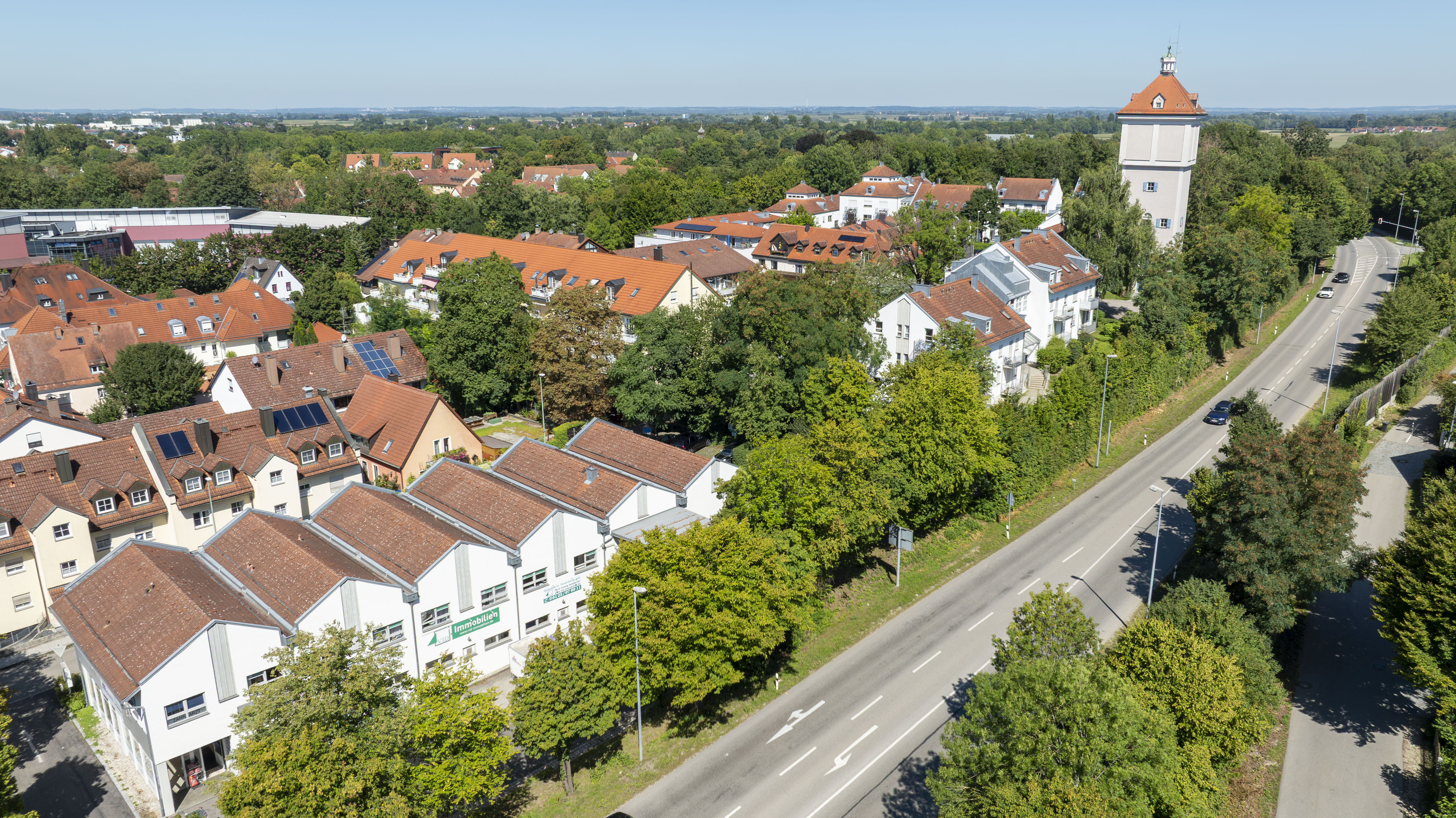 Luftaufnahme eines Wohngebiets im Rahmen des Immobilienprojekts von VID-Immobilien