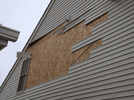 Signs It's Time to Repair Your Siding