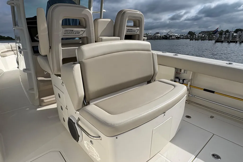 Boat thumbnail 6