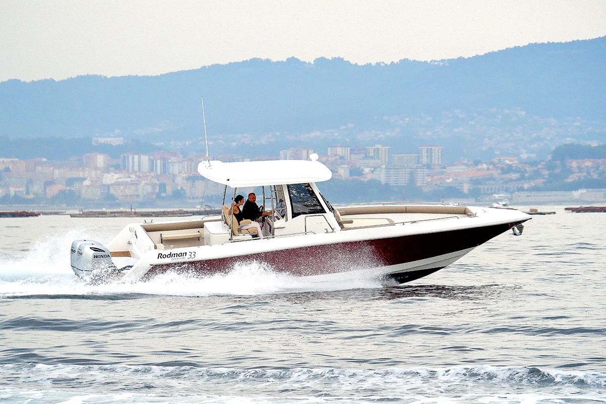 Lateral Rodman 33 Offshore