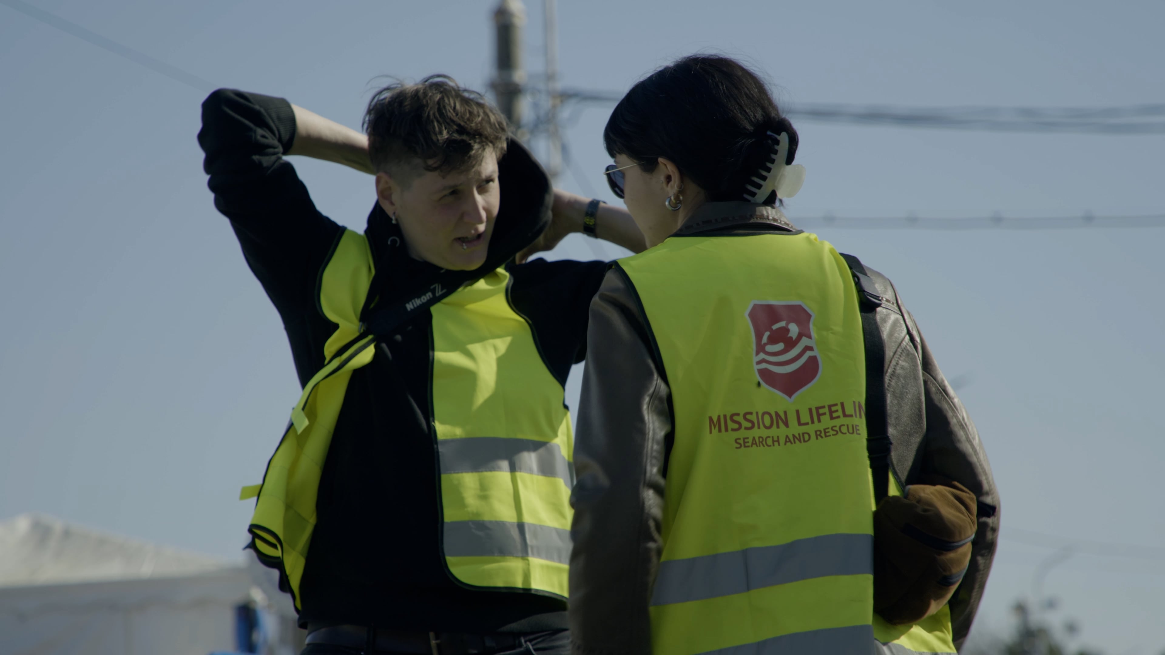 2 Woman form mission lifeline