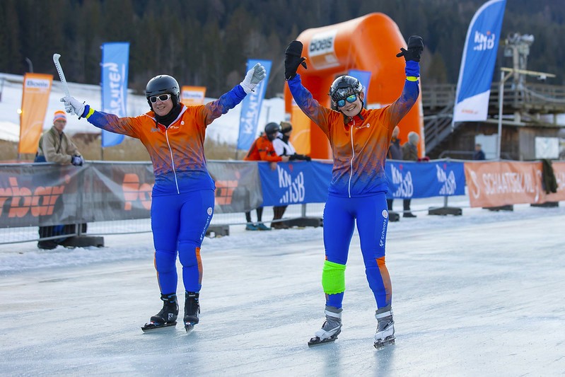 MEt vrienden schaatsen