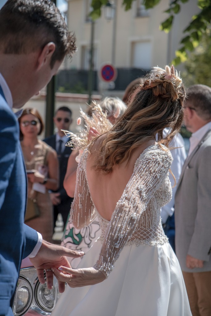 Album photo de luxe — French wedding photographer Paris — luxury wedding book France — Maison Elion — relique photographique rare — fragment intemporel — rituel artistique — photographe mariage haut de gamme — Seine-et-Marne 77 — album mariage bespoke sur mesure — timeless photography France — image symbolique — luxury French wedding photography