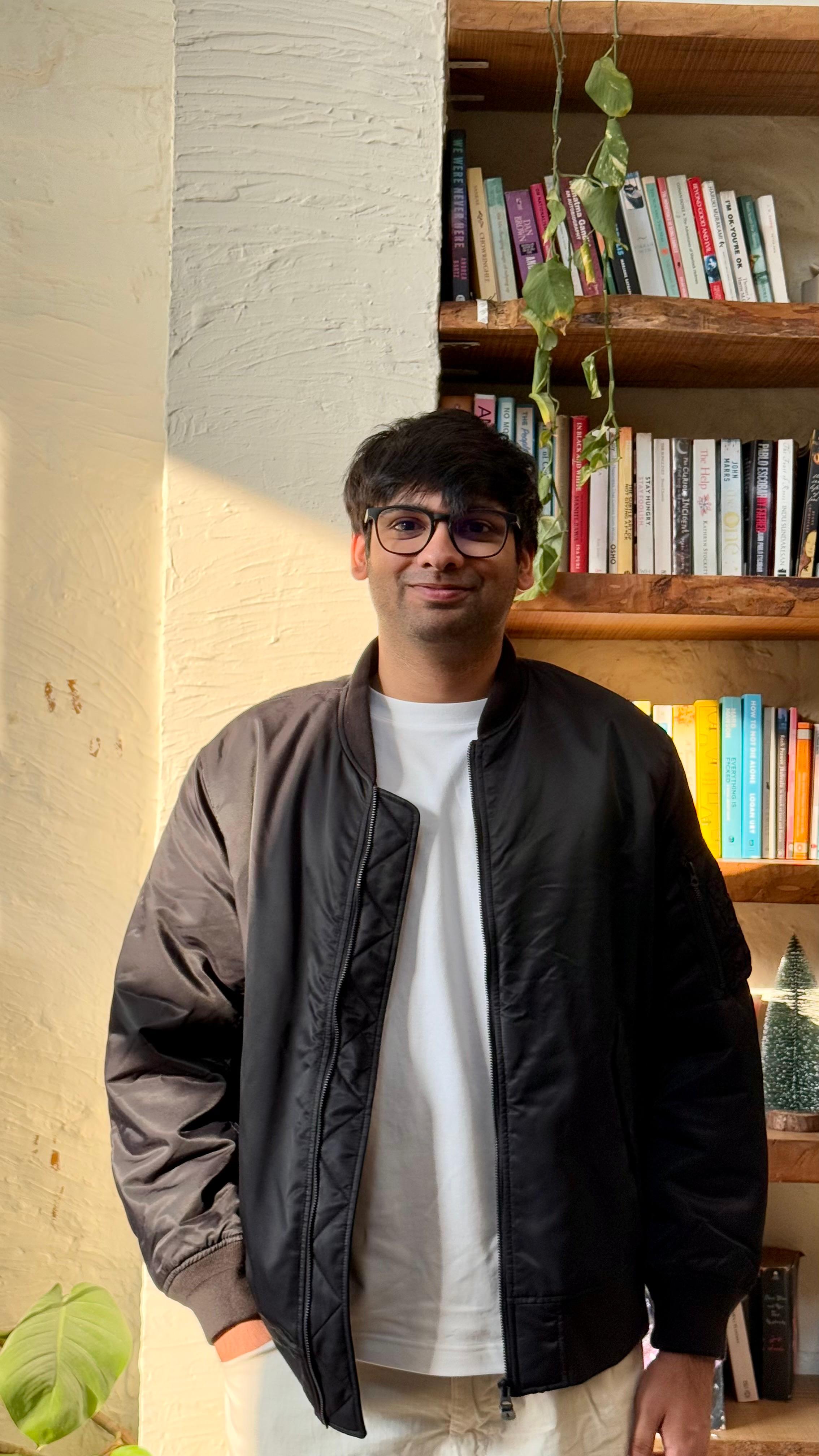 Photo of Hamza as a music producer