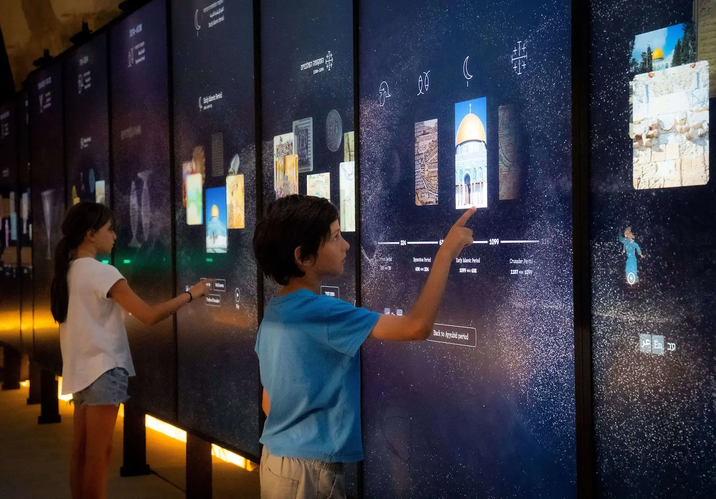 Museum visitor listening to an AI audio tour guide