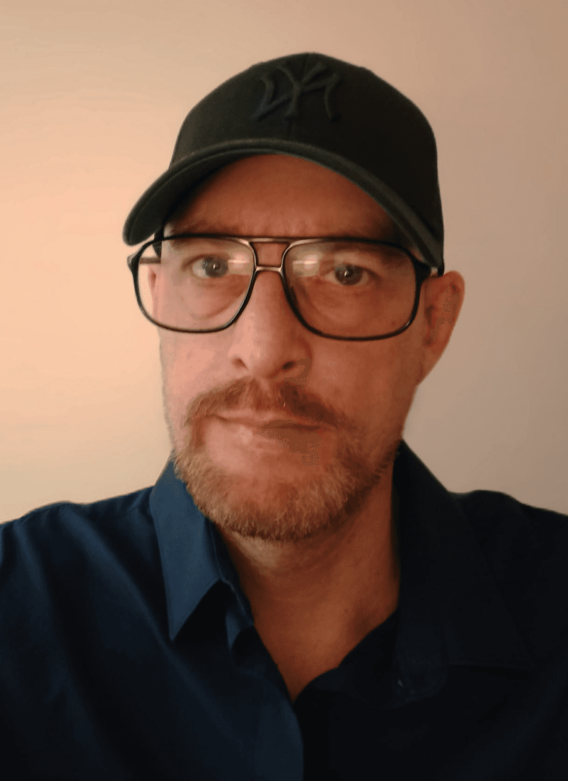 Photo de profil de Laurent, plombier dépanneur à Paris, spécialiste en dégorgement et débouchage