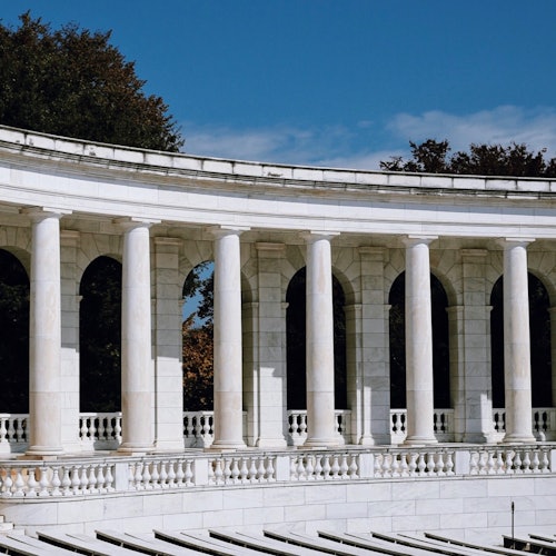 جولة مشي مُرشدَّة في مقبرة أرلينغتون الوطنية: تذاكر شبه خاصة في أرلينغتون