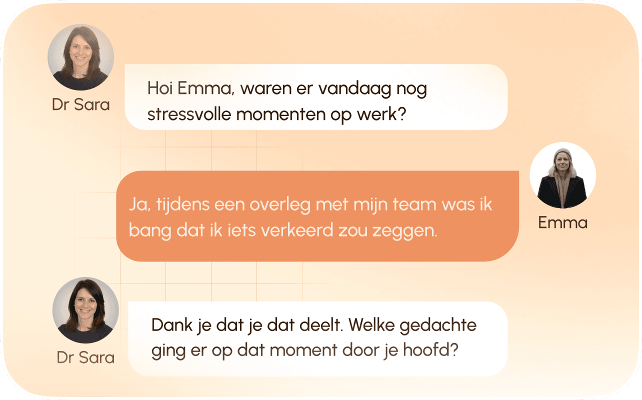 Therapeutisch begeleide communicatie die directe ondersteuning biedt tussen sessies, met veilige en klinisch verantwoorde dialogen