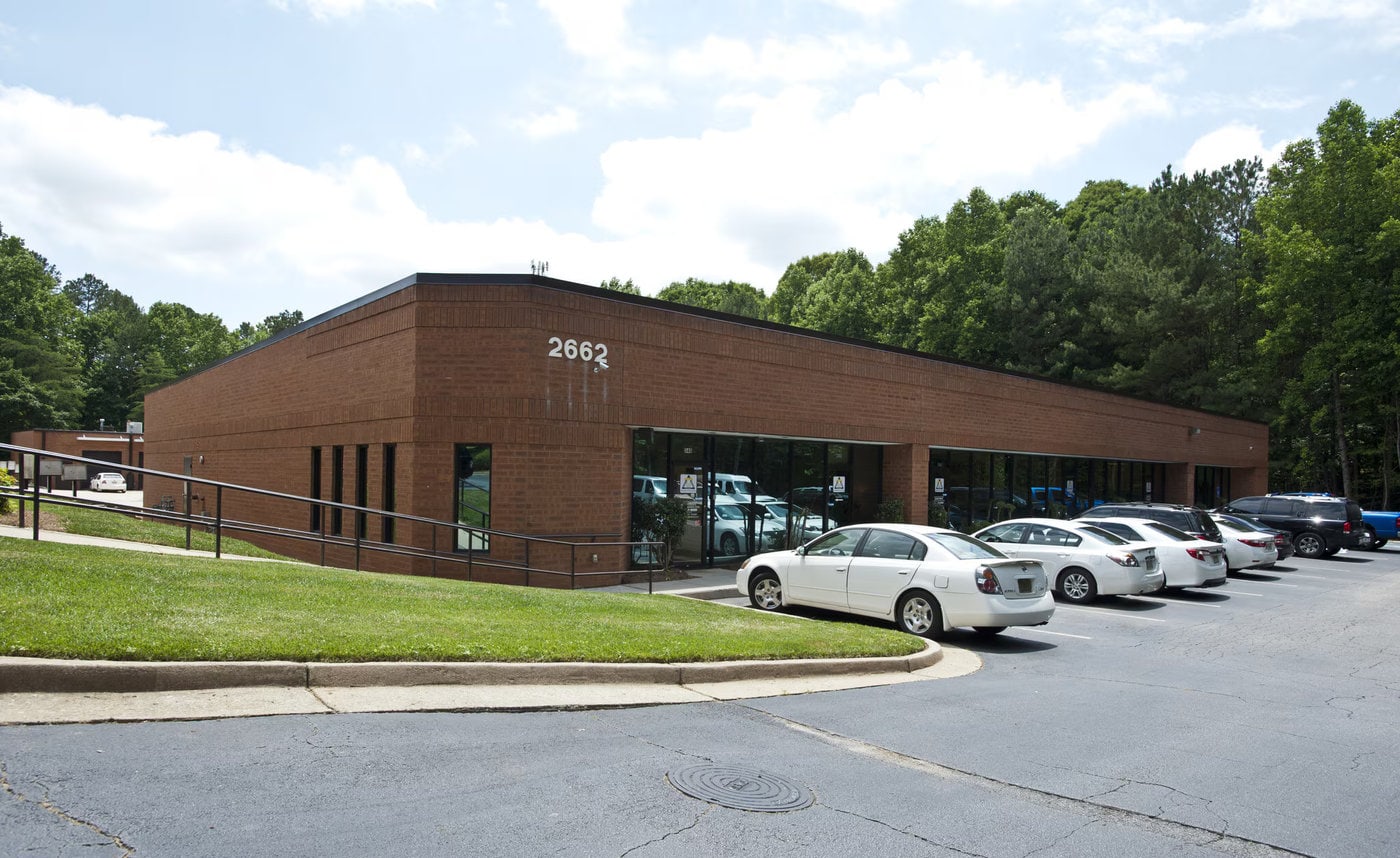 Holcomb Bridge Business Ctr