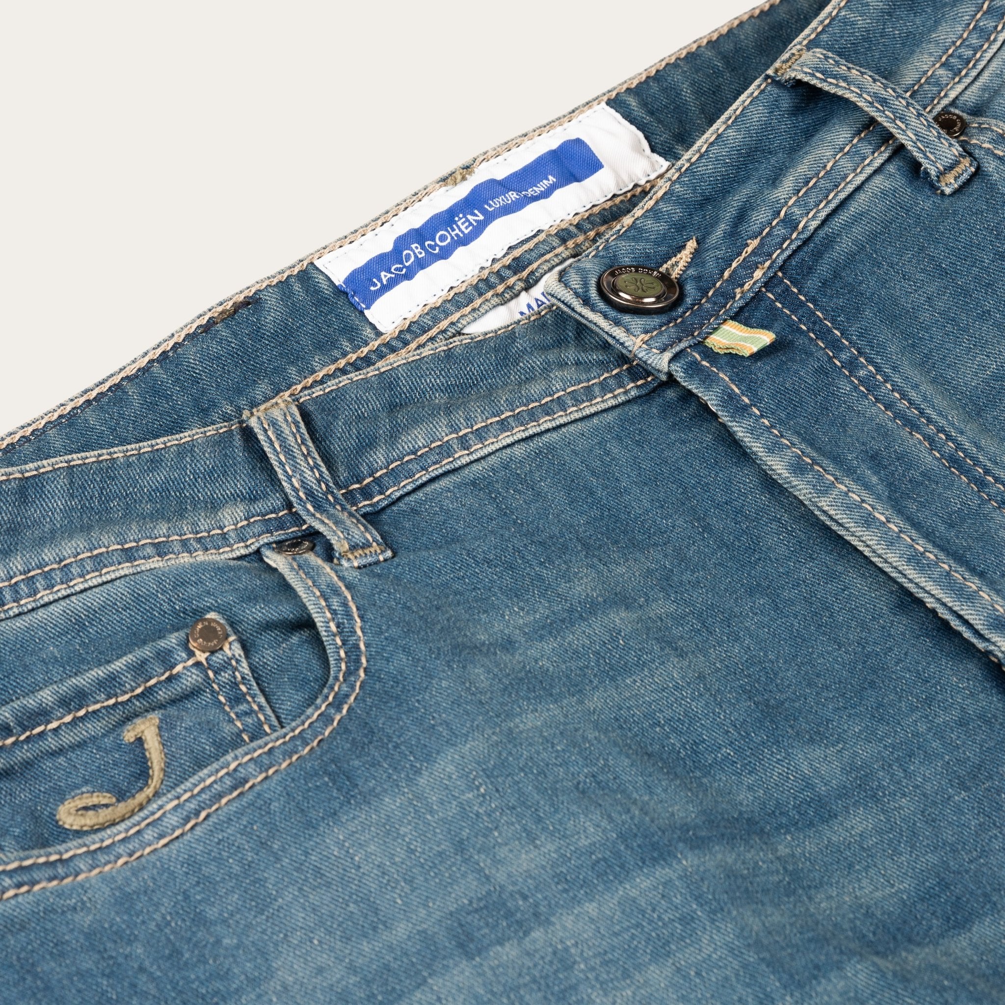 Bard Regular Jeans in Light Blue Rinse Wash - Mandelli UK