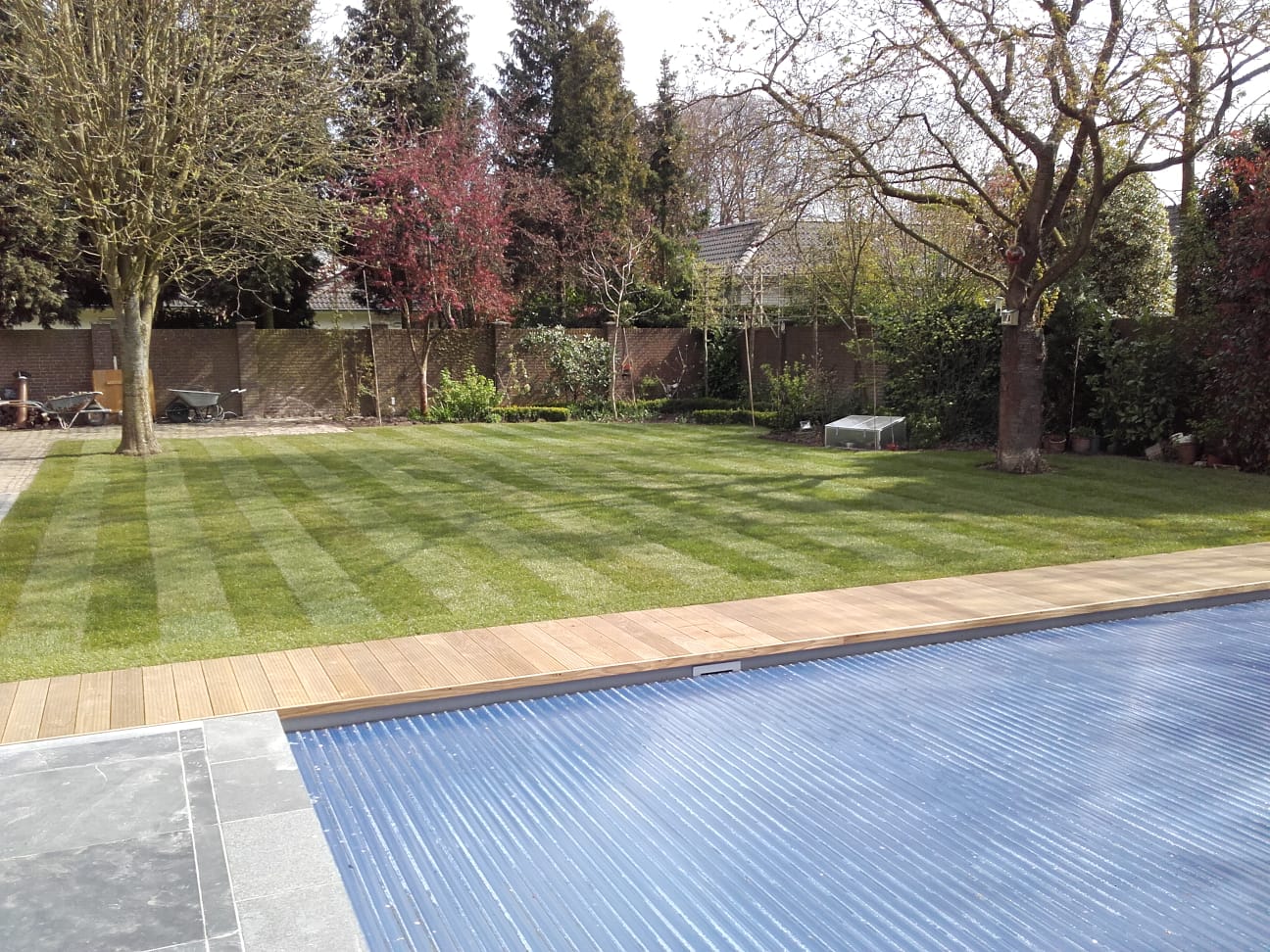 Gardener team at work