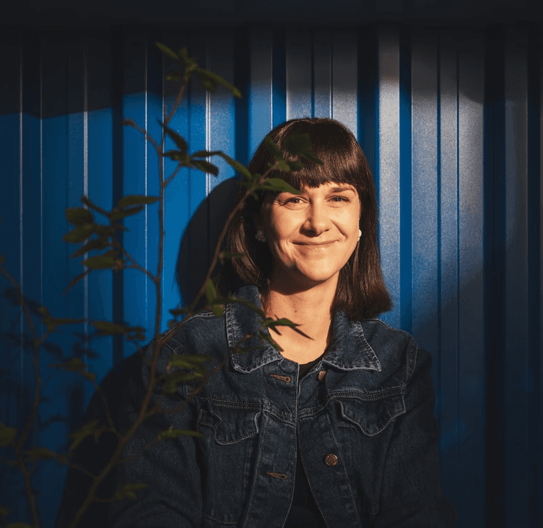 Nina A. Šošková – výtvarníčka zameraná na objekty, inštalácie a public art