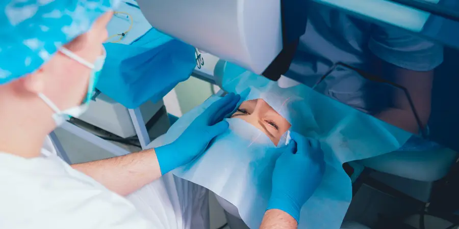 LASIK vs. SMILE in Hong Kong: Comparison, Where to Go & Costs
