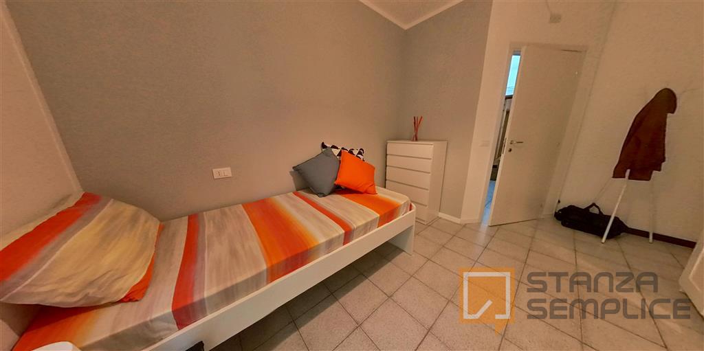 12 sqm room in Via Pio X, Padova