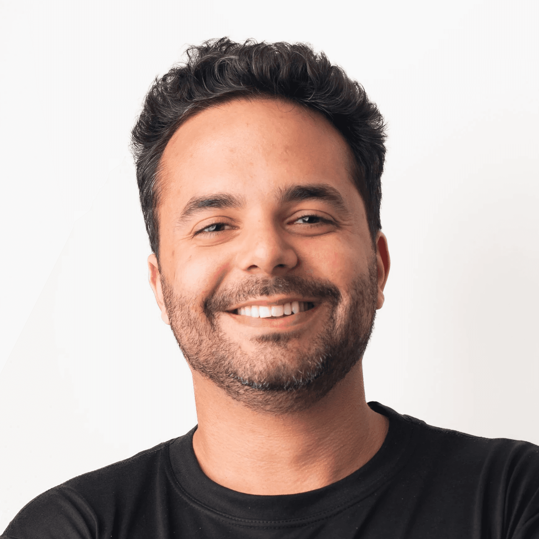 woman wearing black crew-neck shirt