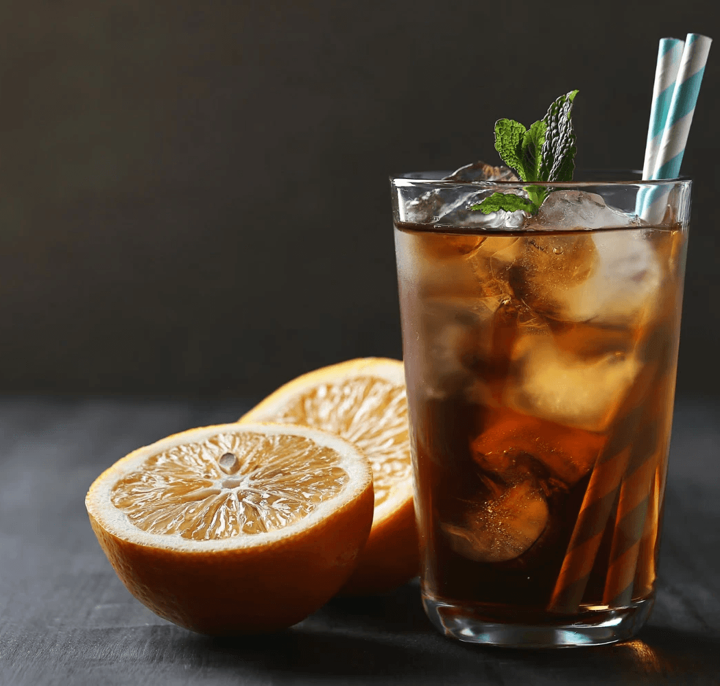 Ice tea with mint
