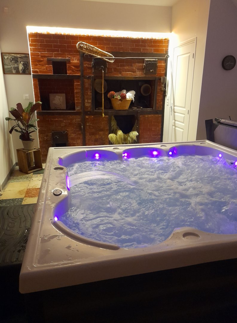 jacuzzi spa du gîte la bignone à saint marcouf en normandie