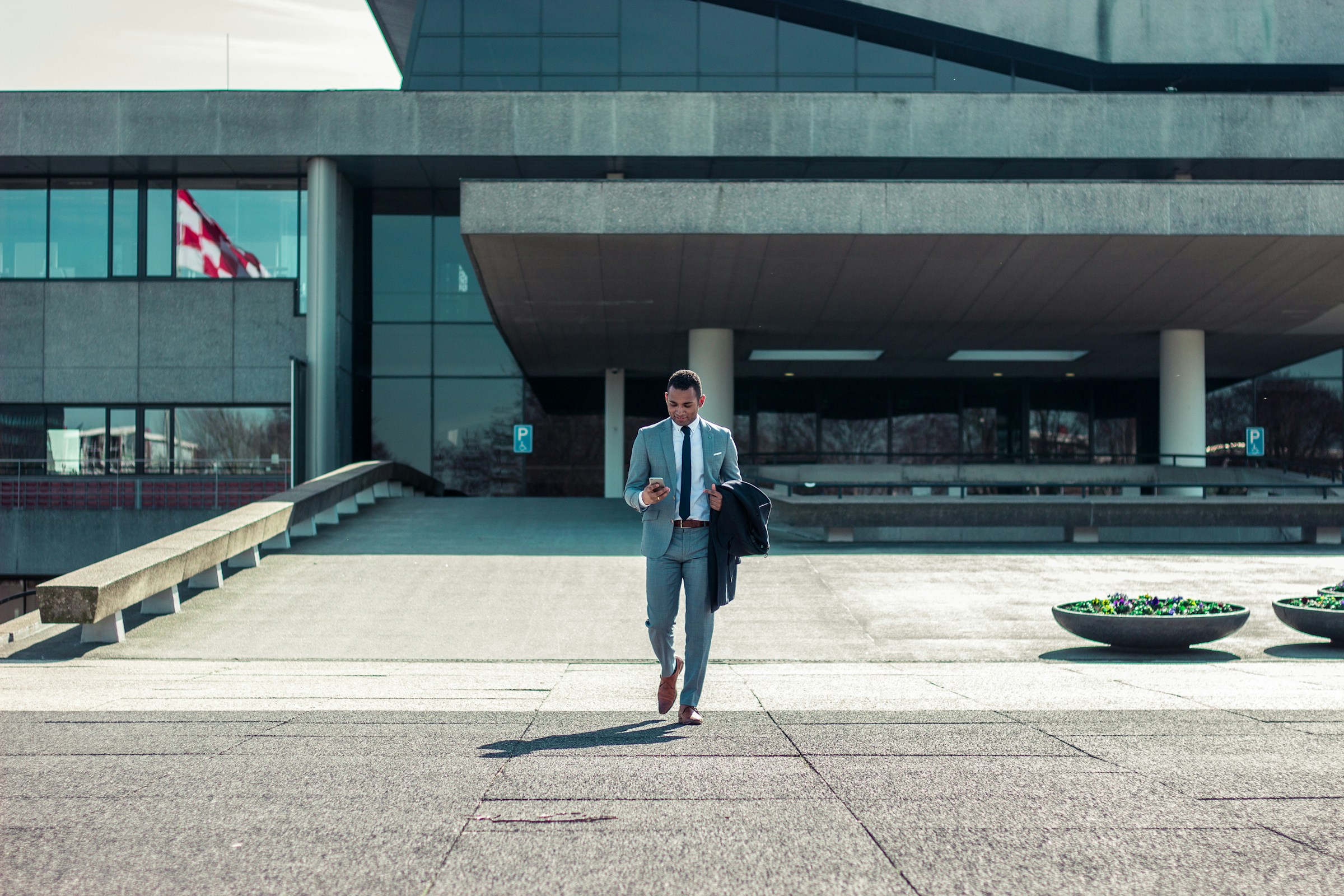 Man Walking - How to Be Preppy 