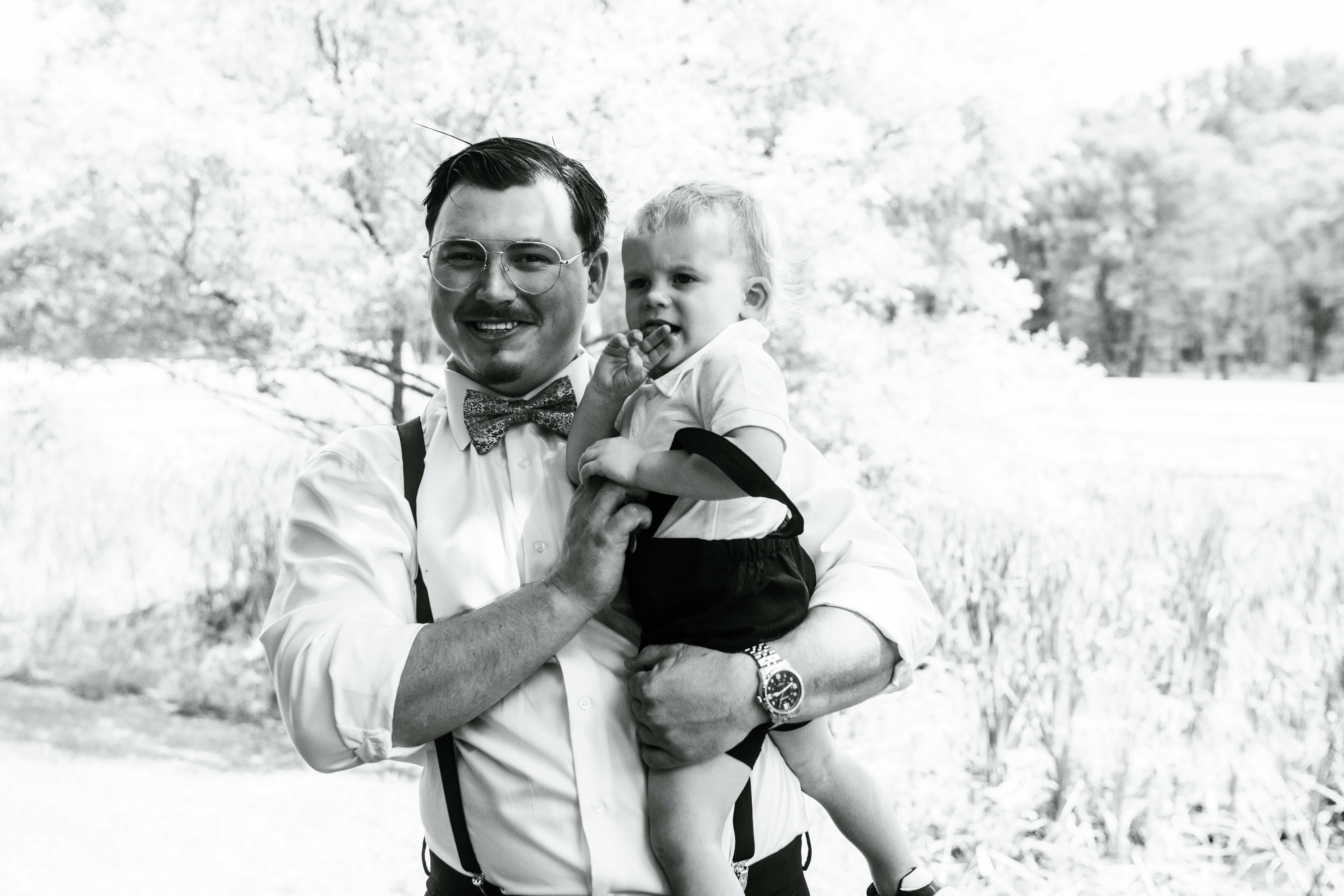 bride groom kissing stairs