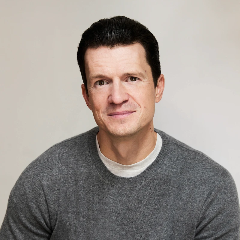 Neil Hoyne headshot