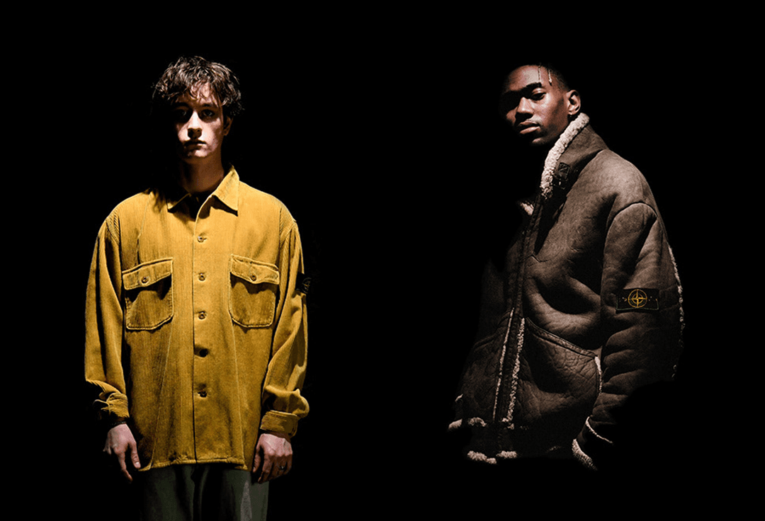 White branded cap with turquoise logo placed on fresh lemons in a red bowl