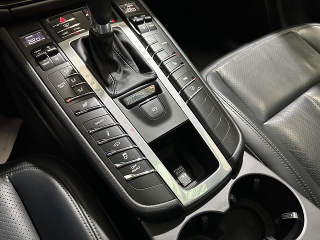 PORSCHE Macan 2021 WHITE Gebrauchtwagen - Galeriebild 20