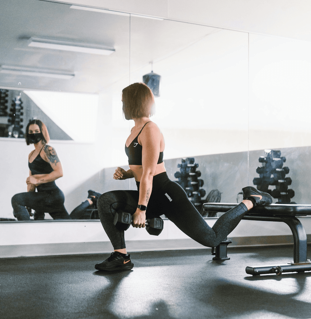 Lose weight without losing muscle -- Photo by Matthew Sichkaruk on Unsplash