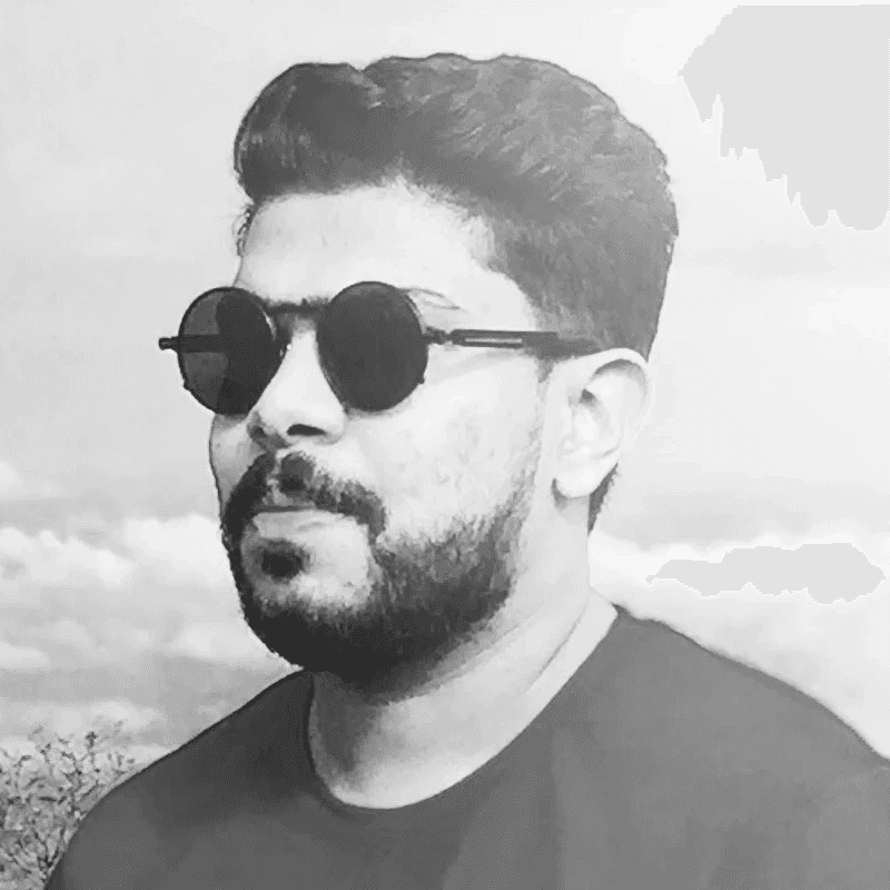 The profile picture of the blog author