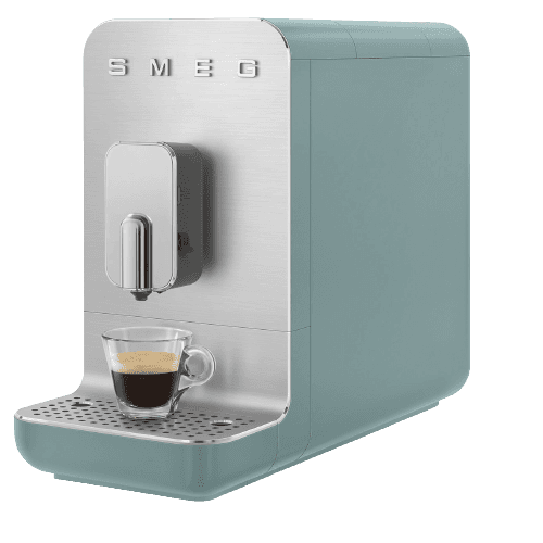 Automatic coffee machine with a milk system