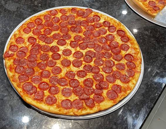 Pepperoni Pizza (18")