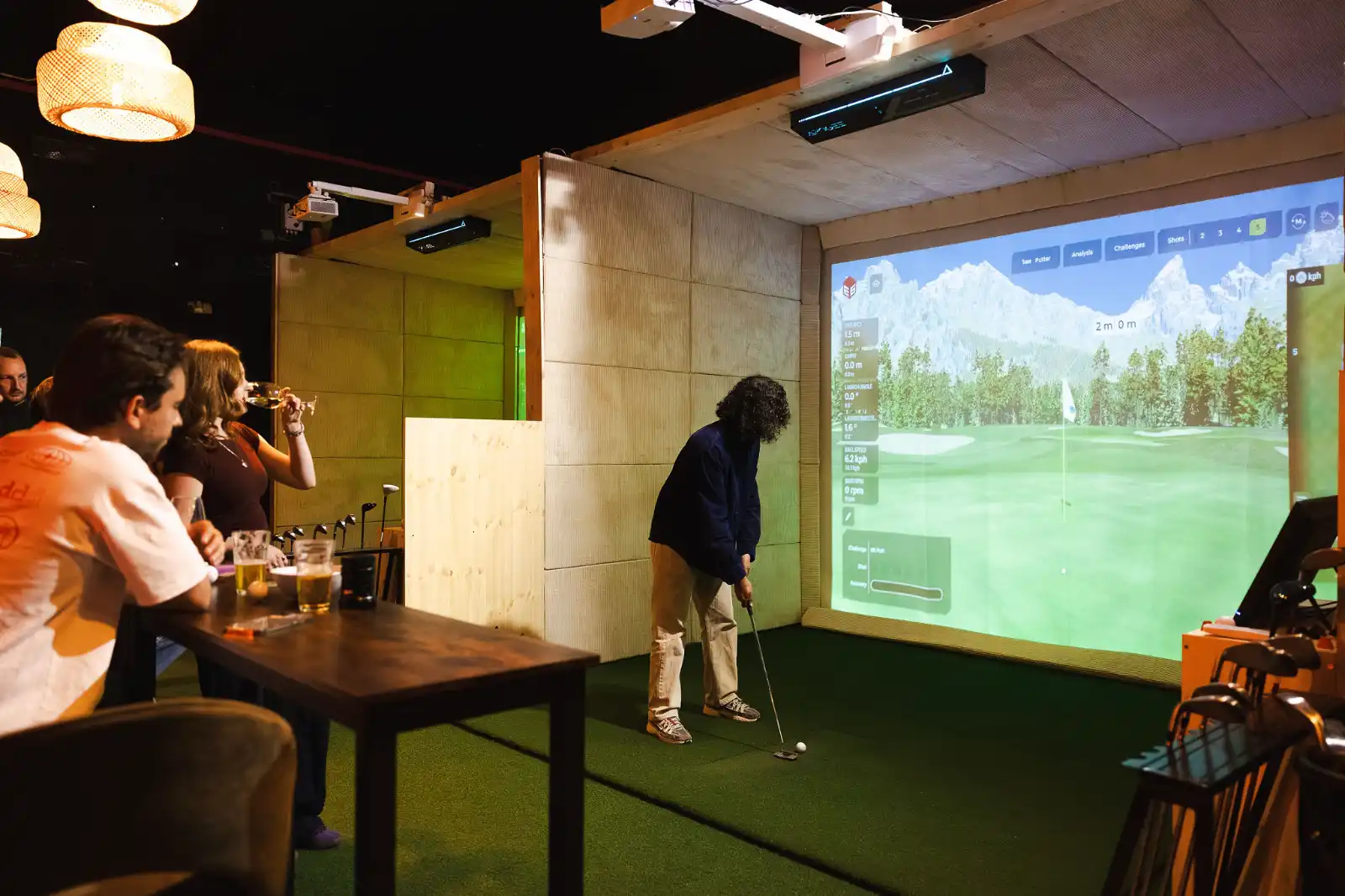 Foreplay indoor golfbaan in Groningen — galerijafbeelding