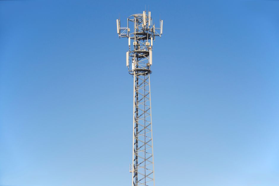 The FCC just raised $3.5 billion to rip Chinese gear out of US networks