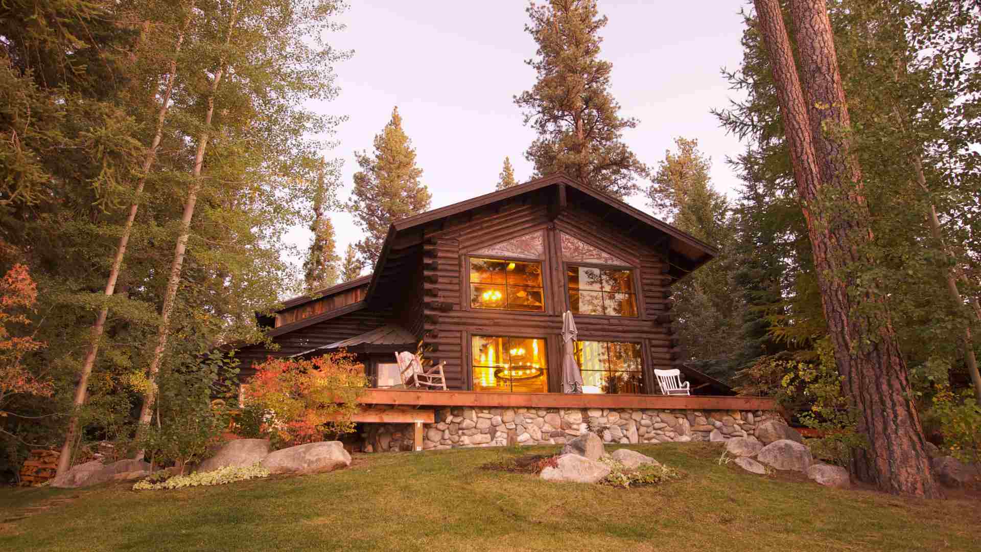 Panel solar pequeño: qué es, para qué sirve y cuándo tiene sentido instalarlo