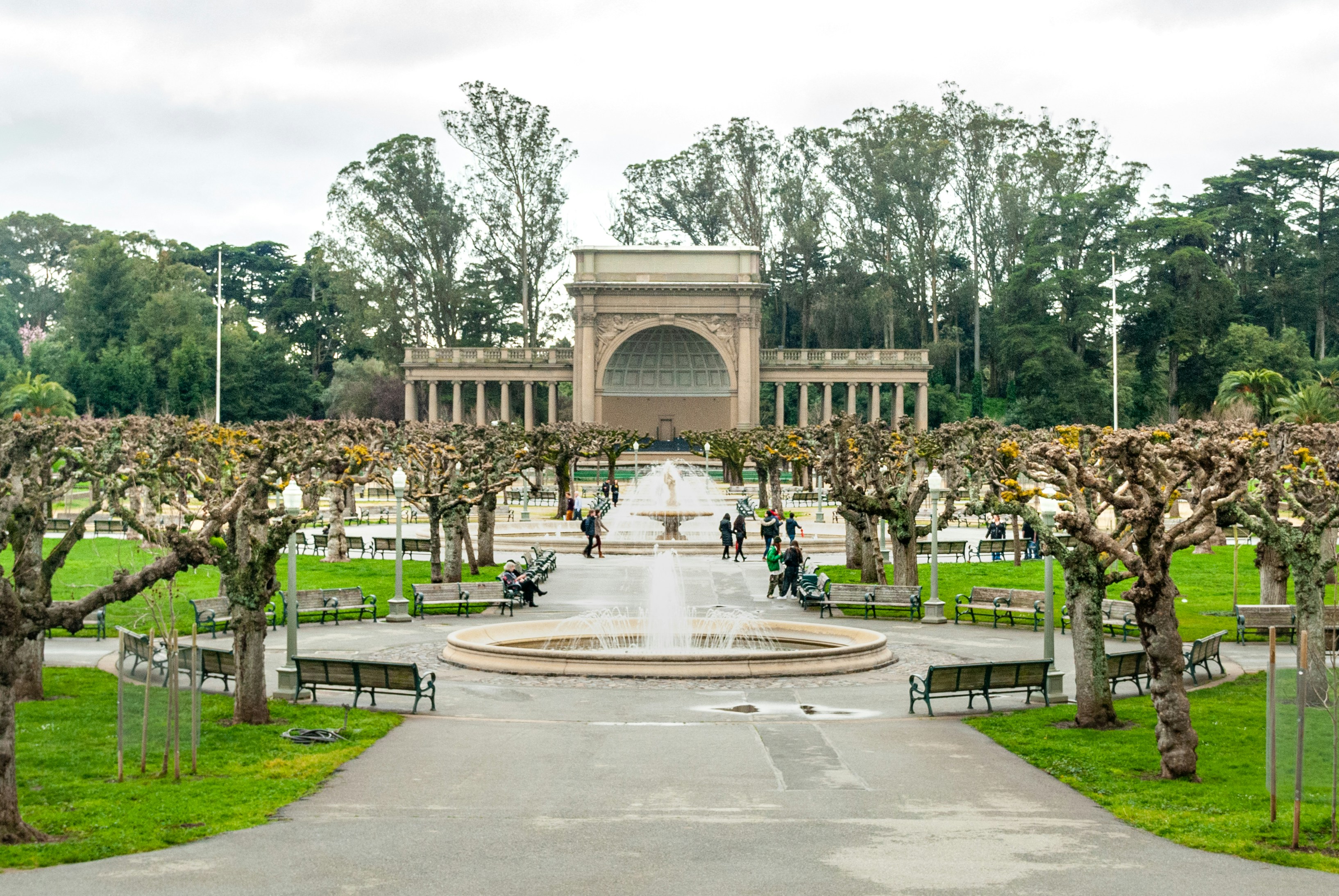 The Music Concourse and museum entrance at Golden Gate Park.