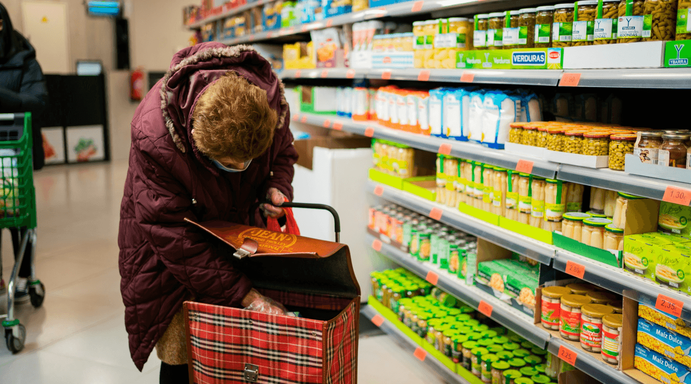 10 Smart Ways to Save Money on Groceries in Amsterdam