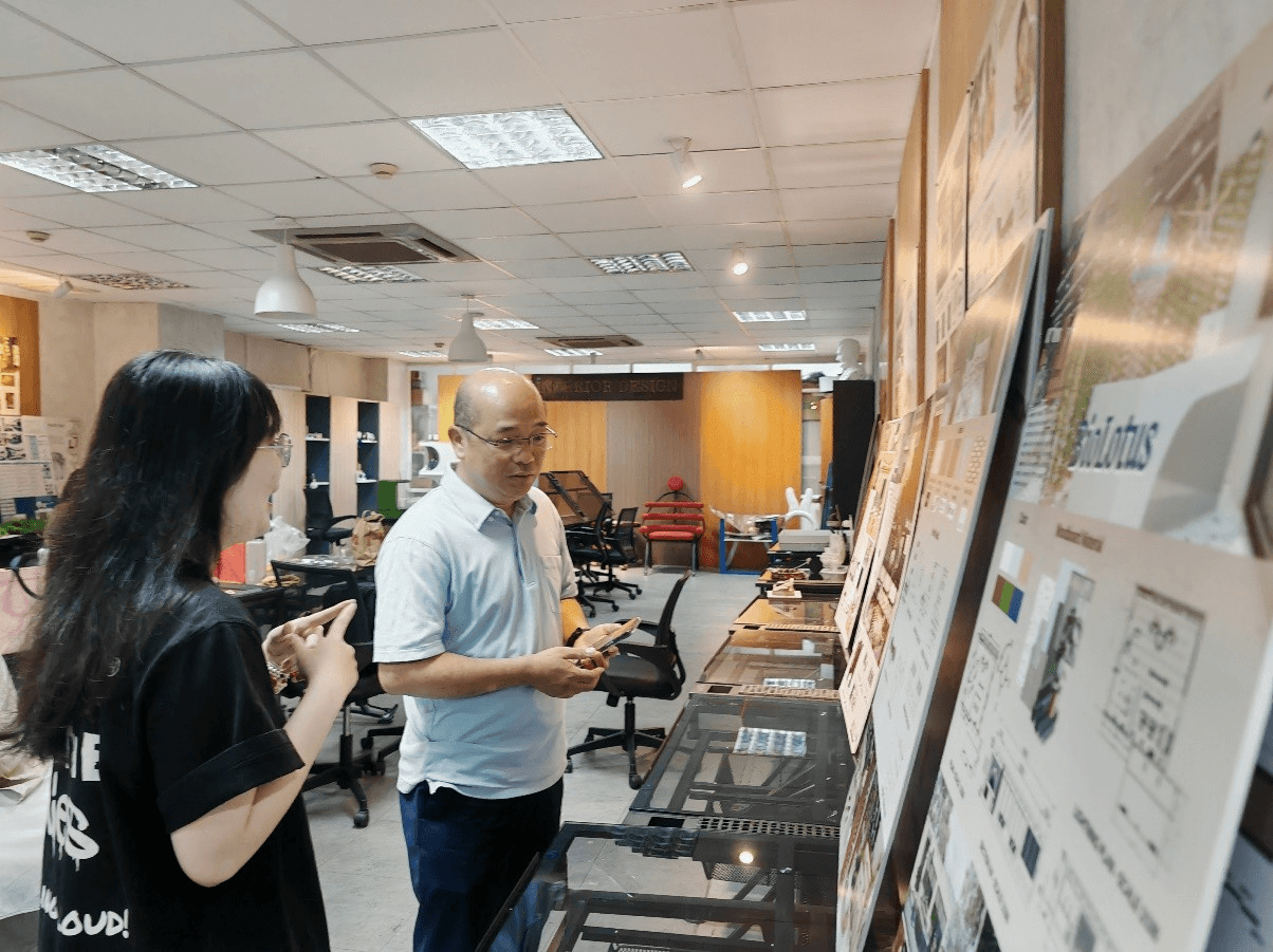 Không khí nhộn nhịp những ngày duyệt đồ án môn học ngành Thiết kế nội thất