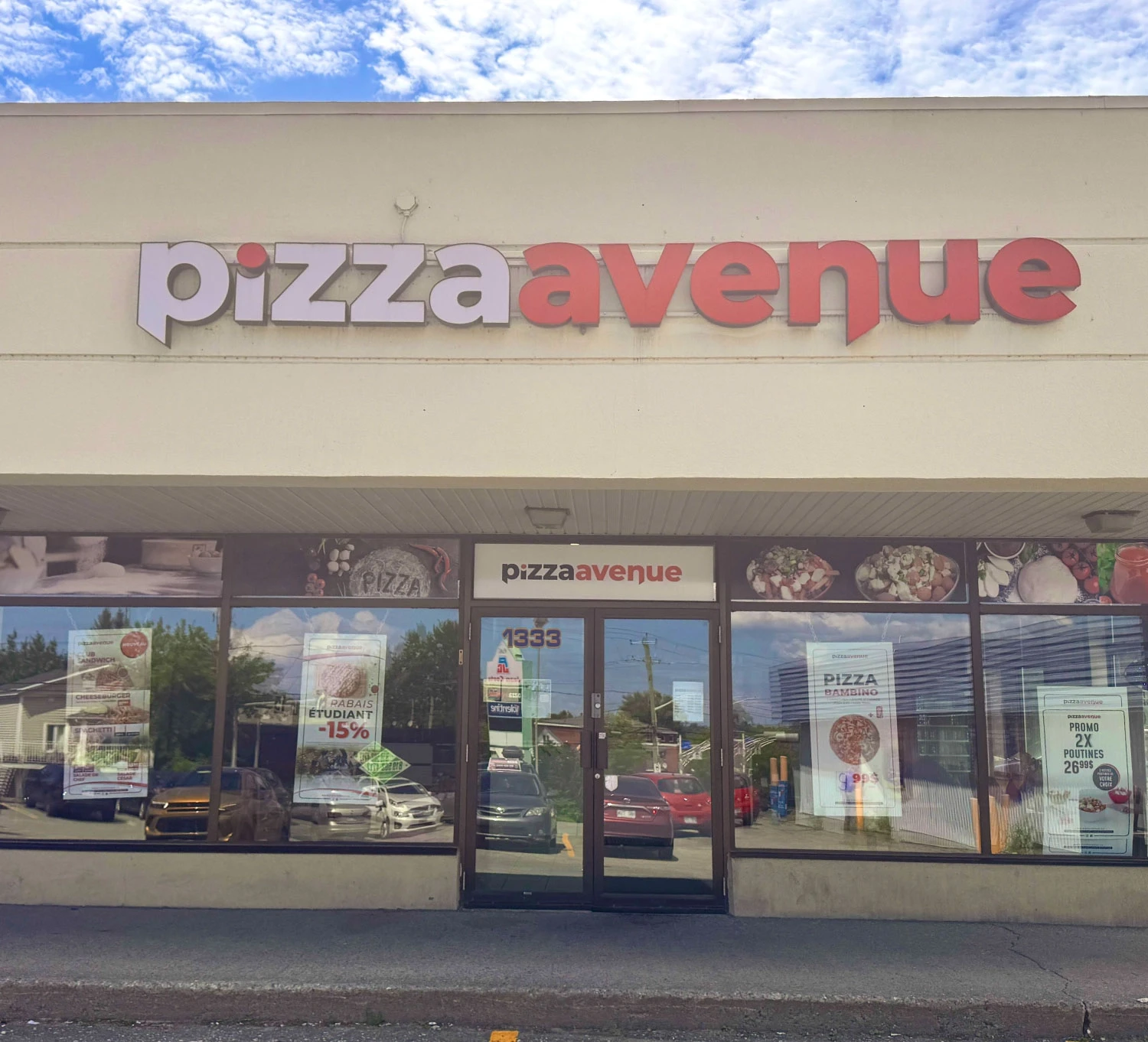 Restaurant Pizza Avenue au Belvédère à Sherbrooke